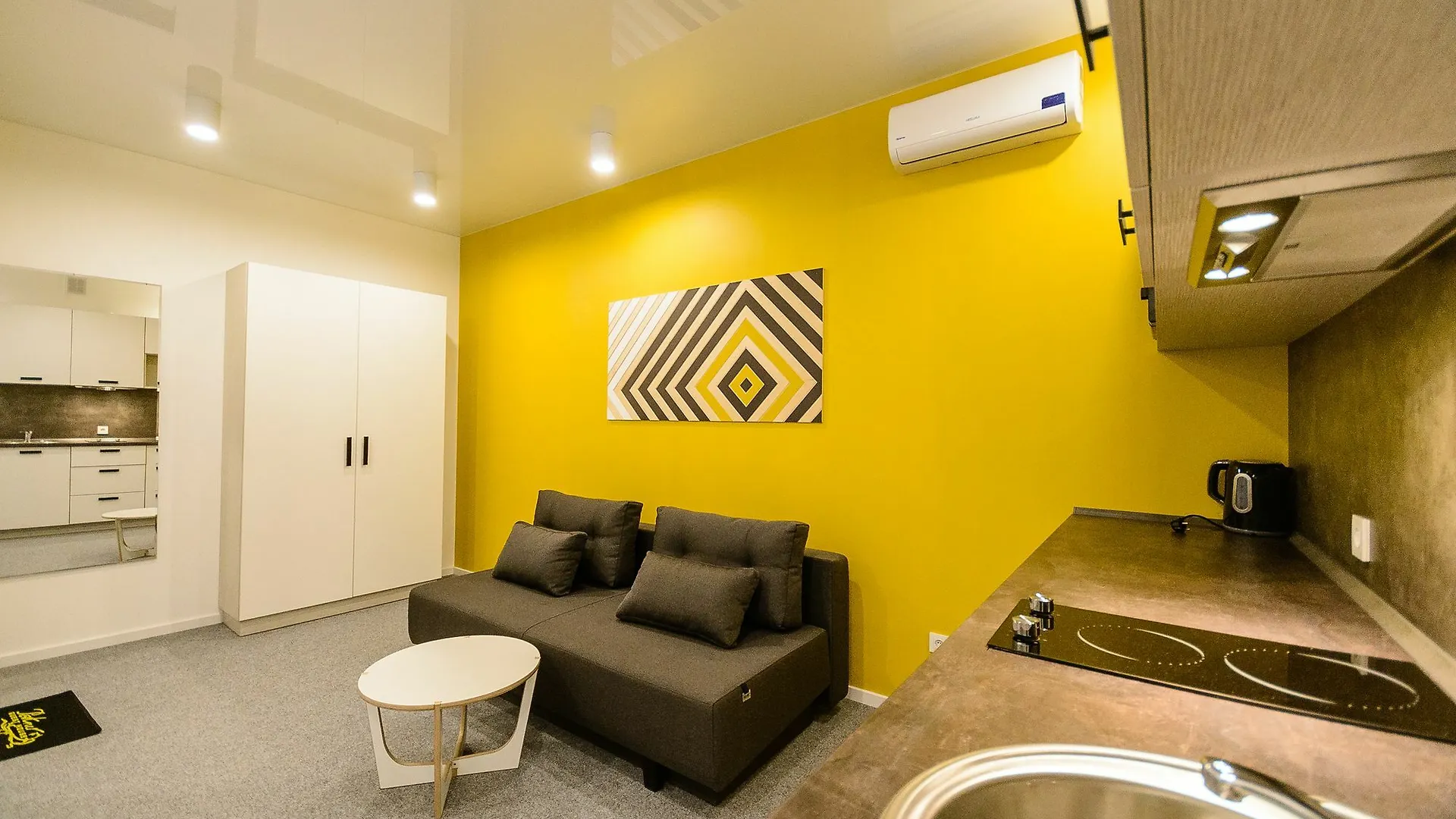 Partner Guest House Klovs'Kyi Kyiv Apartment