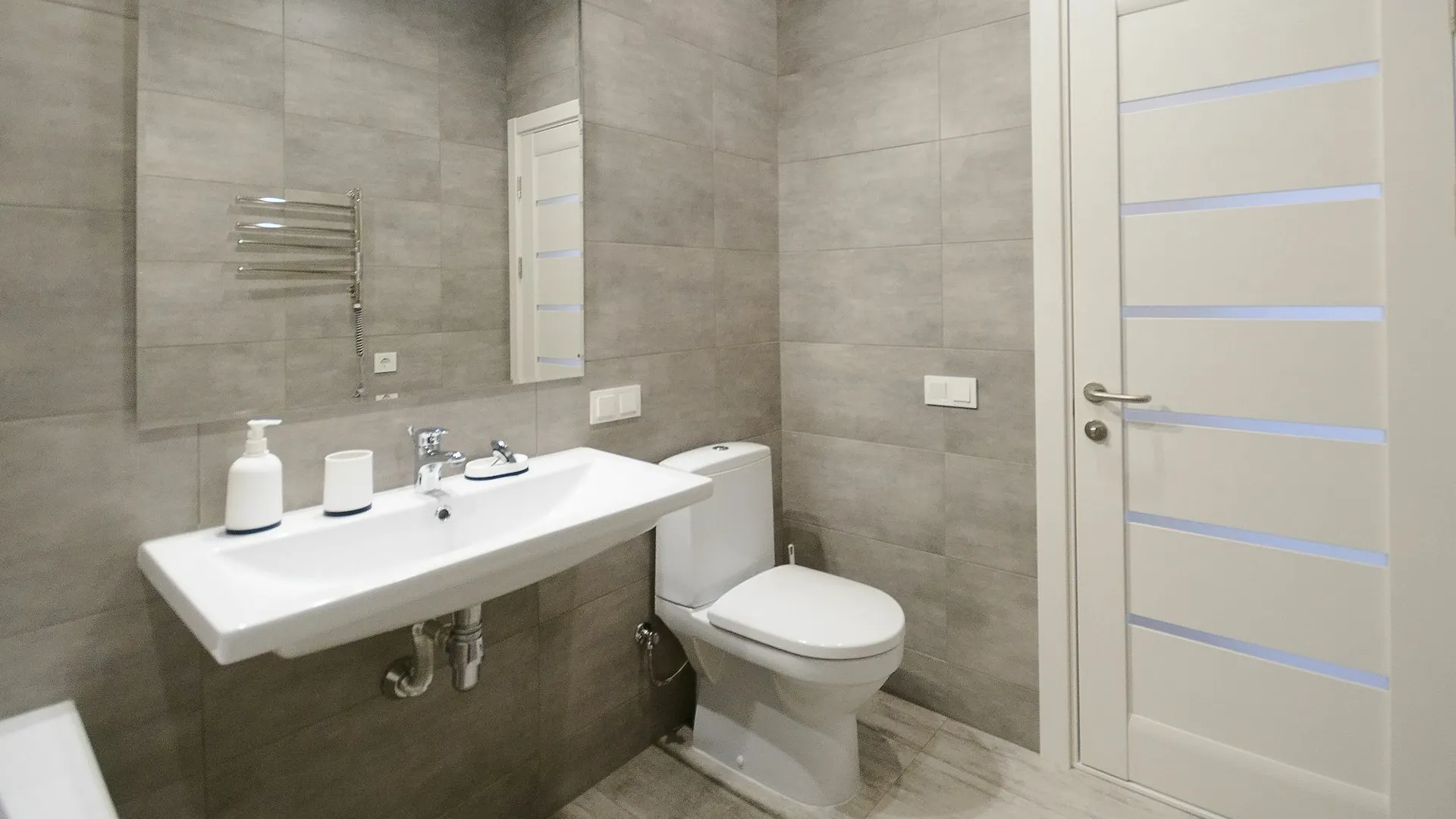 Partner Guest House Klovs'Kyi Kiev 0*,